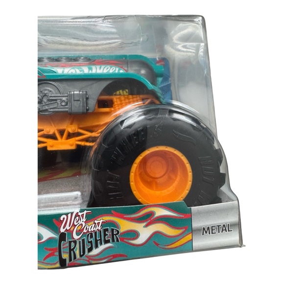 Hot Wheels Oversized Monster‎ Truck West Coast Crusher Metal 2024 Mattel New - Picture 3 of 11